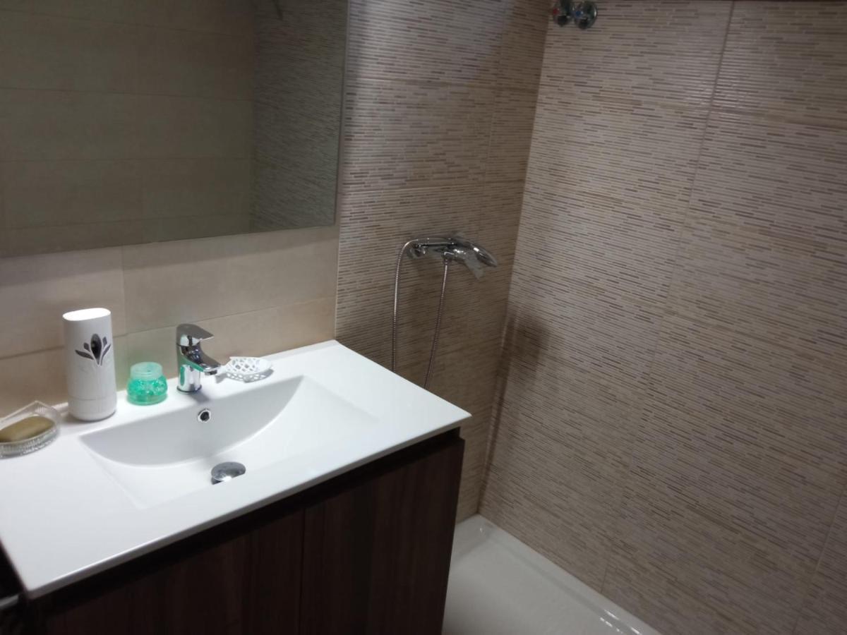 Casa Con Piscina Al Lado Del Mar En Viladesuso Villadesuso Exterior foto